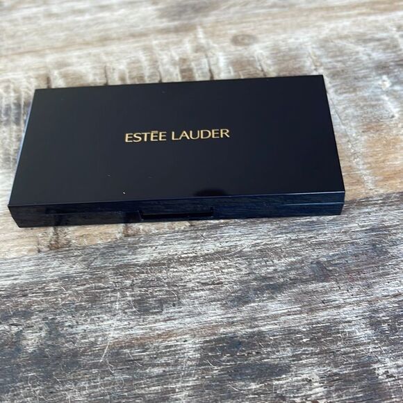 Estée Lauder Beach Metals 7A Pure color instant intense eyeshadow - Picture 2 of 3